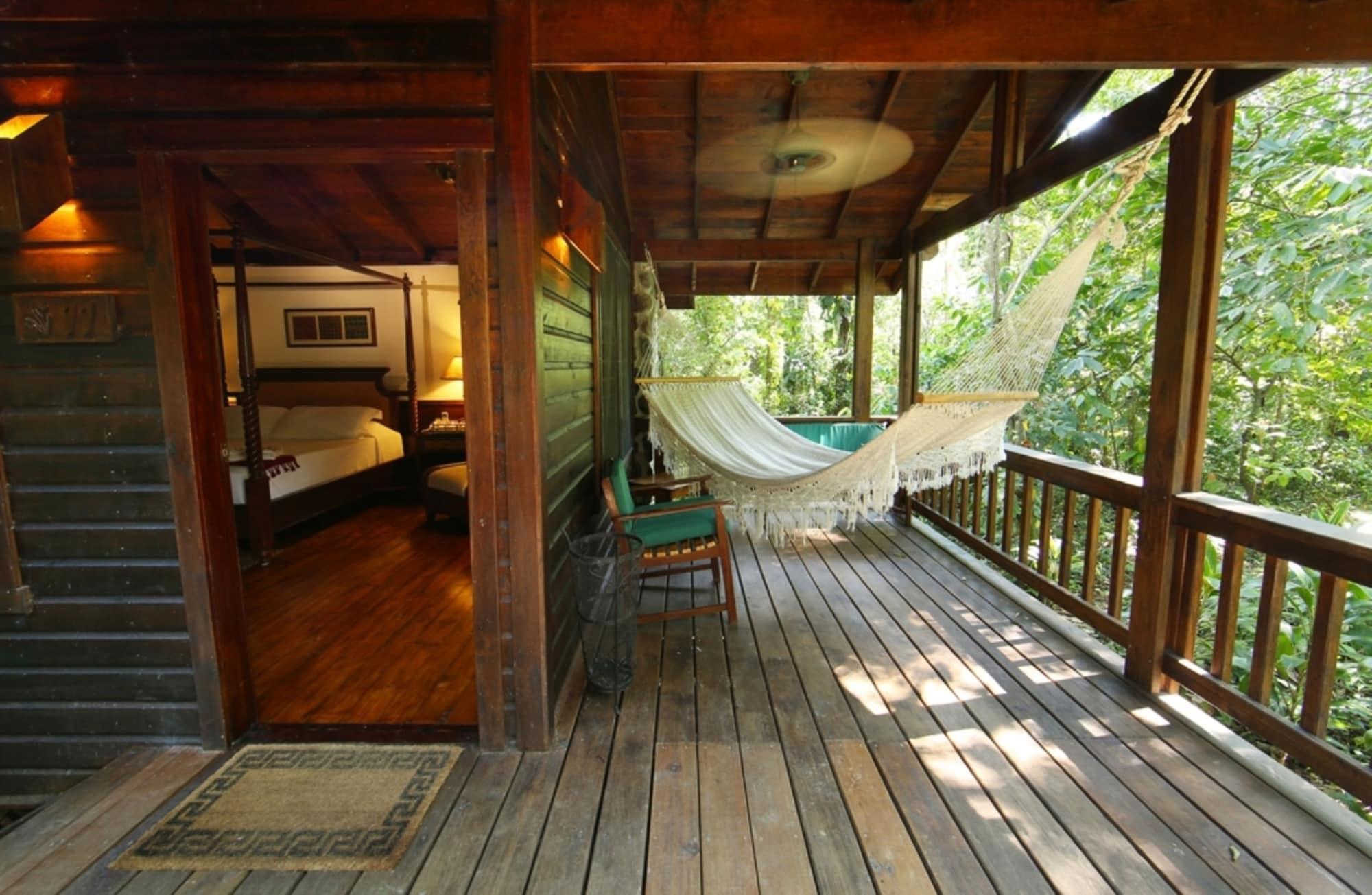 The Lodge & Spa At Pico Bonito El Pino Εξωτερικό φωτογραφία