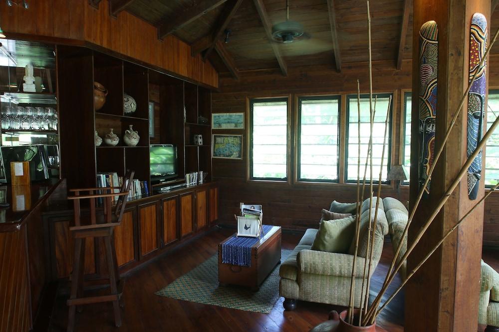 The Lodge & Spa At Pico Bonito El Pino Εξωτερικό φωτογραφία