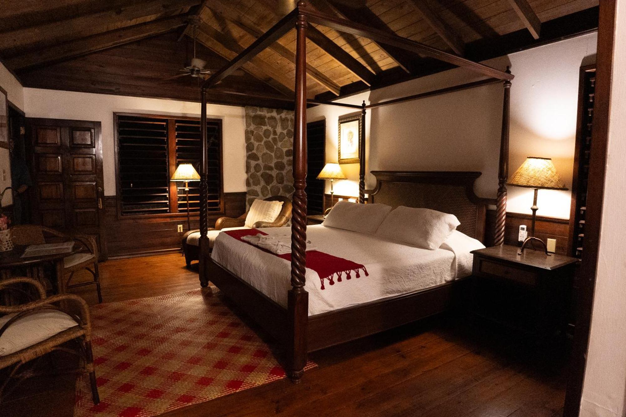 The Lodge & Spa At Pico Bonito El Pino Εξωτερικό φωτογραφία