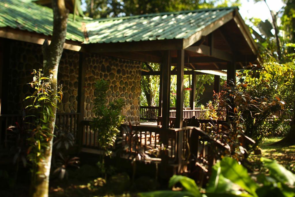 The Lodge & Spa At Pico Bonito El Pino Εξωτερικό φωτογραφία