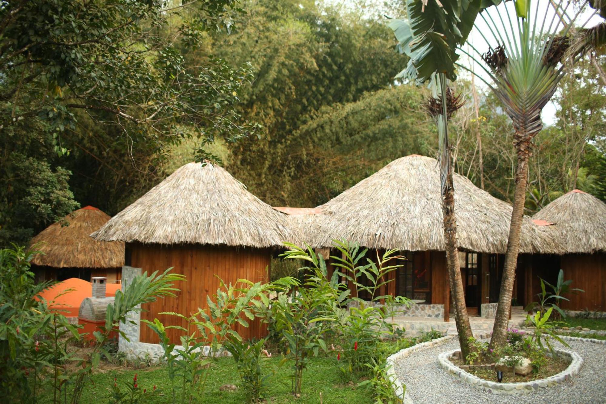 The Lodge & Spa At Pico Bonito El Pino Εξωτερικό φωτογραφία
