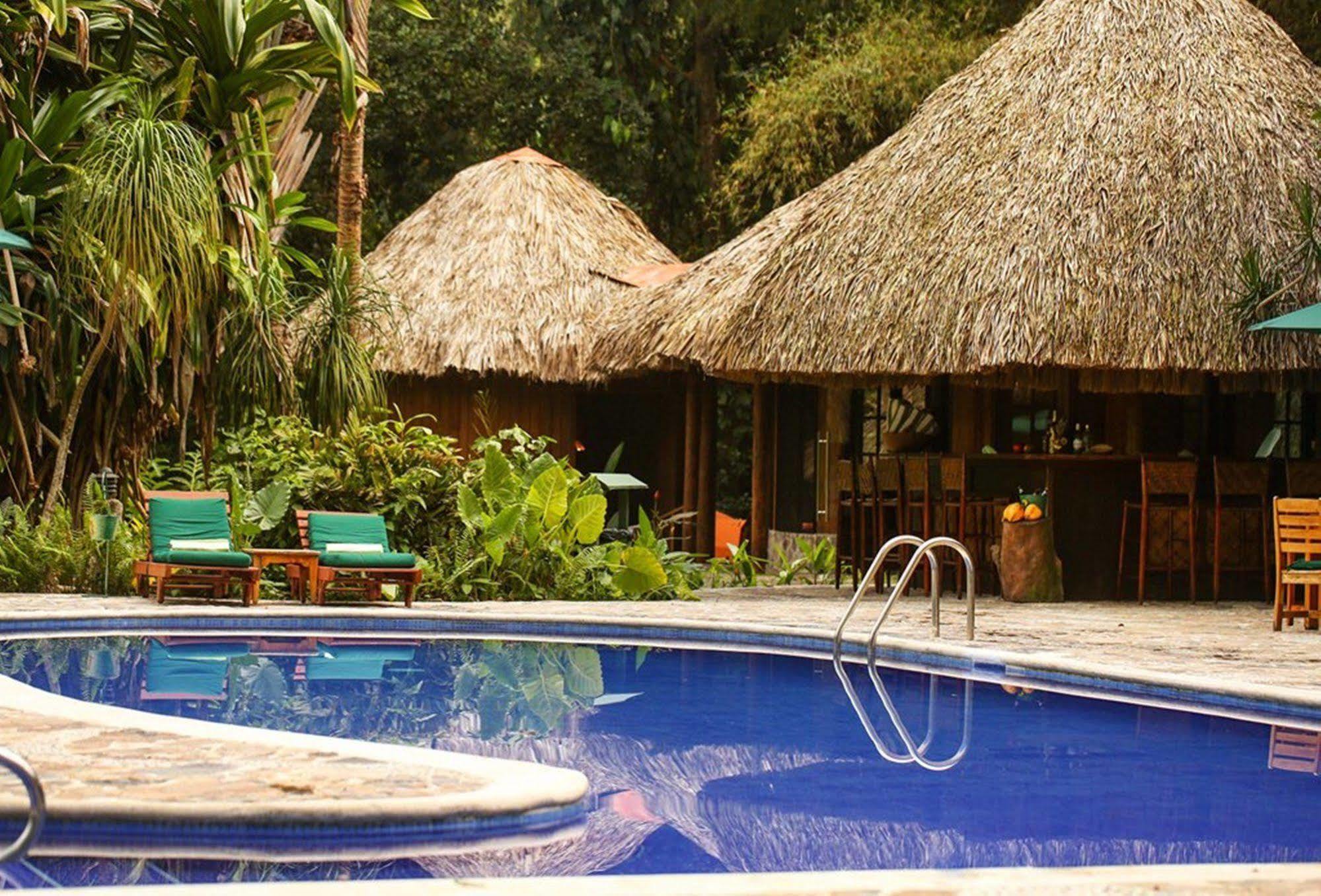 The Lodge & Spa At Pico Bonito El Pino Εξωτερικό φωτογραφία